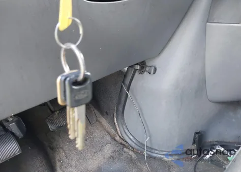 2007 Ford E-350 Super Duty Commercial/Recreational z USA, uszkodzony, nr VIN 1FTSE34L97DA56845